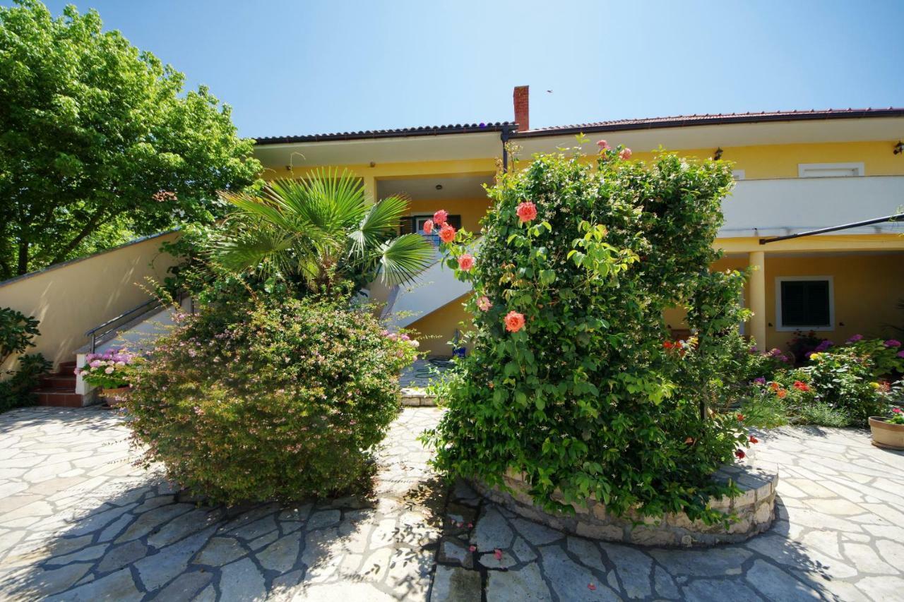 Apartman Marija Posedarje Exterior foto