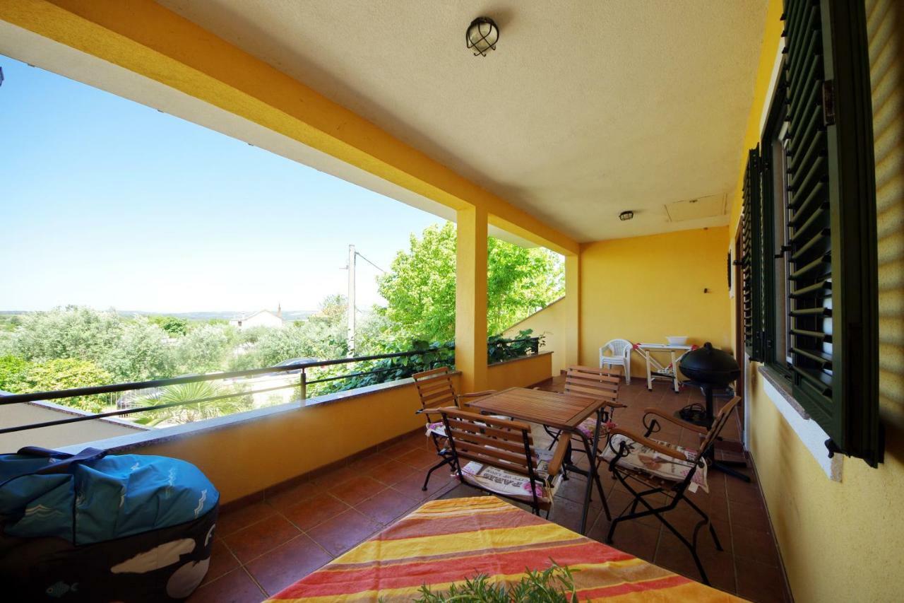 Apartman Marija Posedarje Exterior foto