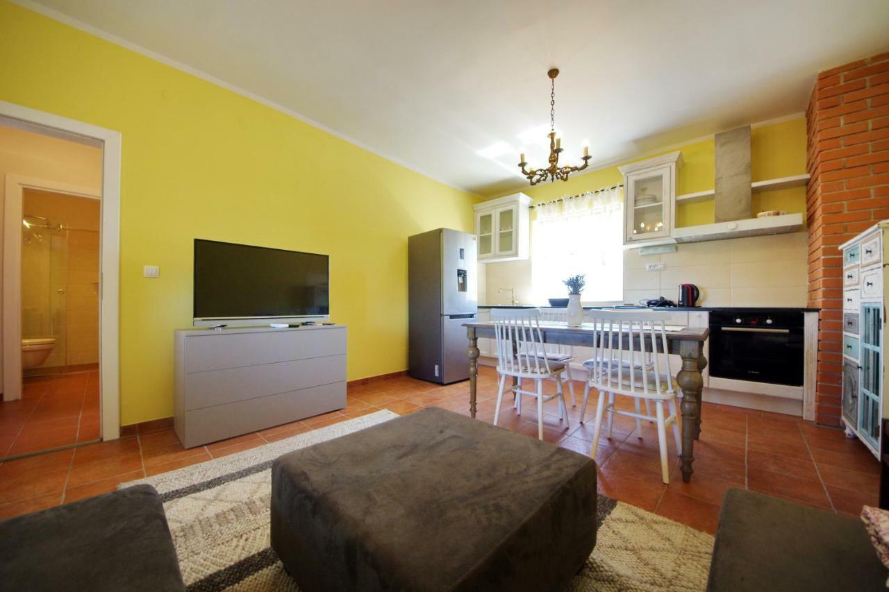 Apartman Marija Posedarje Exterior foto