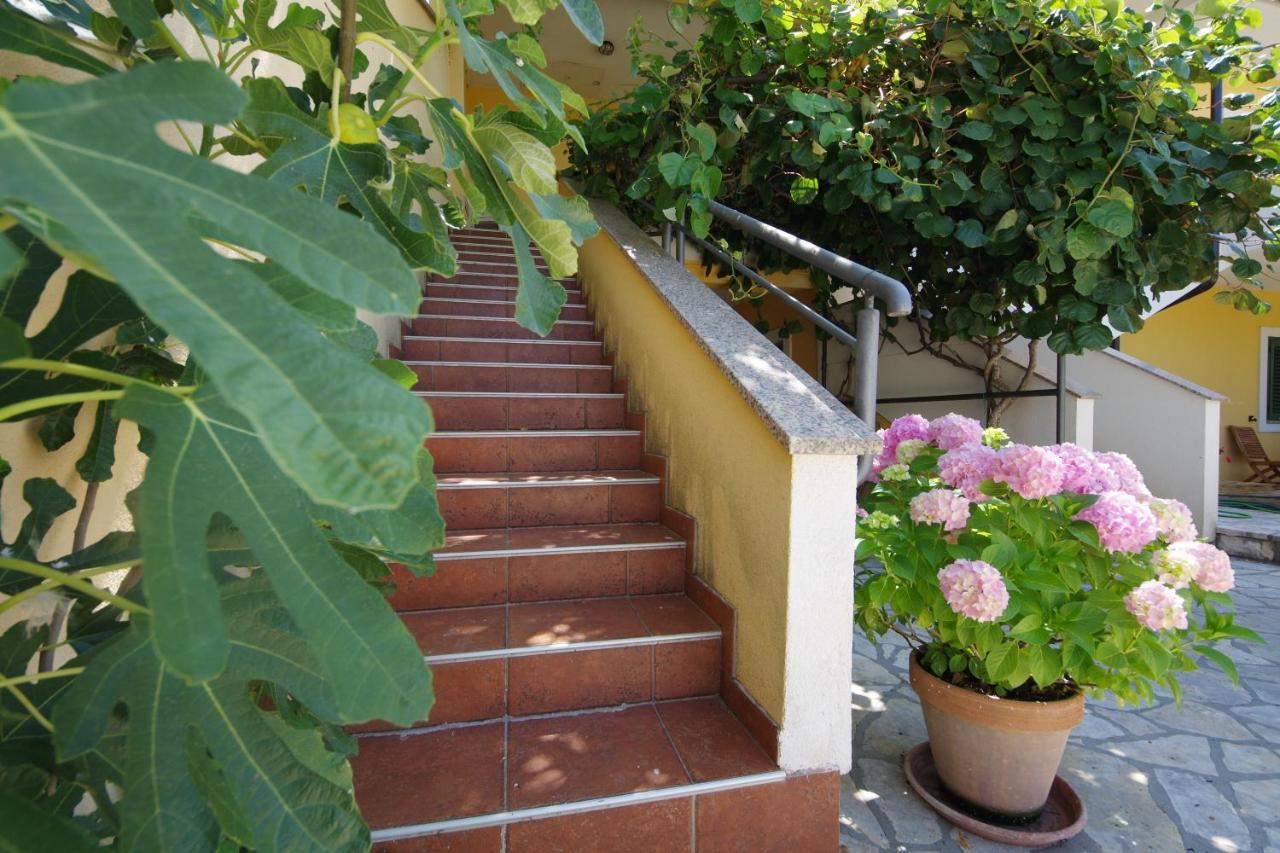 Apartman Marija Posedarje Exterior foto